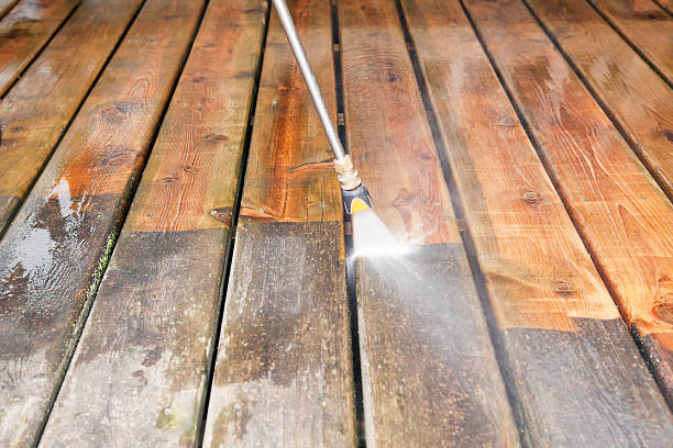 Professional Pressure Washing Services in Four Bridges, OH